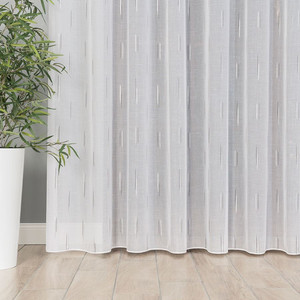 Biela záclona s šedo-strieborným pásikom výška 305 cm