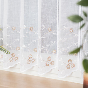 Záclona vitrážková vyšívana výška 40 cm